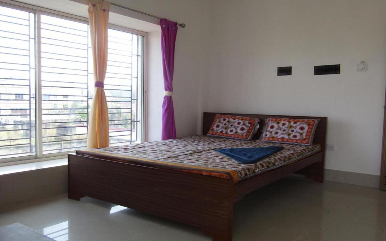 Staymaker Hotel Sannidhyo Shānti Niketan Esterno foto